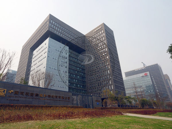 �������b�c�Ϸ��н���˾�_���L(ch��ng)�ں����f(xi��)�h