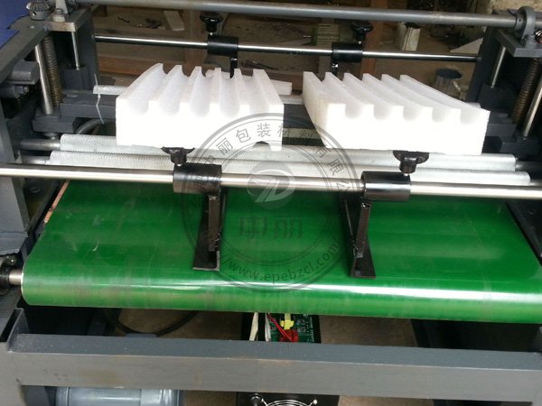 �_(k��i)�ۙC